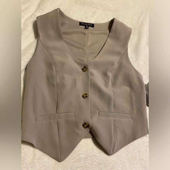 Teddy bear brown vest. Size medium - Picture 3 of 3